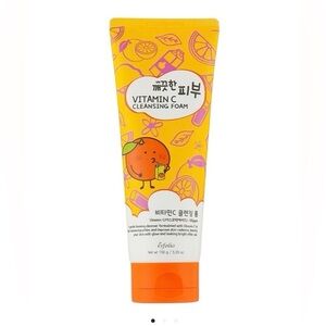 NEW Esfolio Vitamin C Cleansing Foam